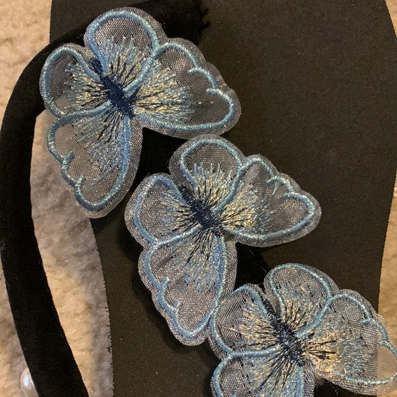 Butterfly Sandals - Picture 2 of 2
